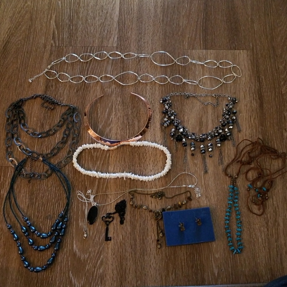 Costume jewelry lot